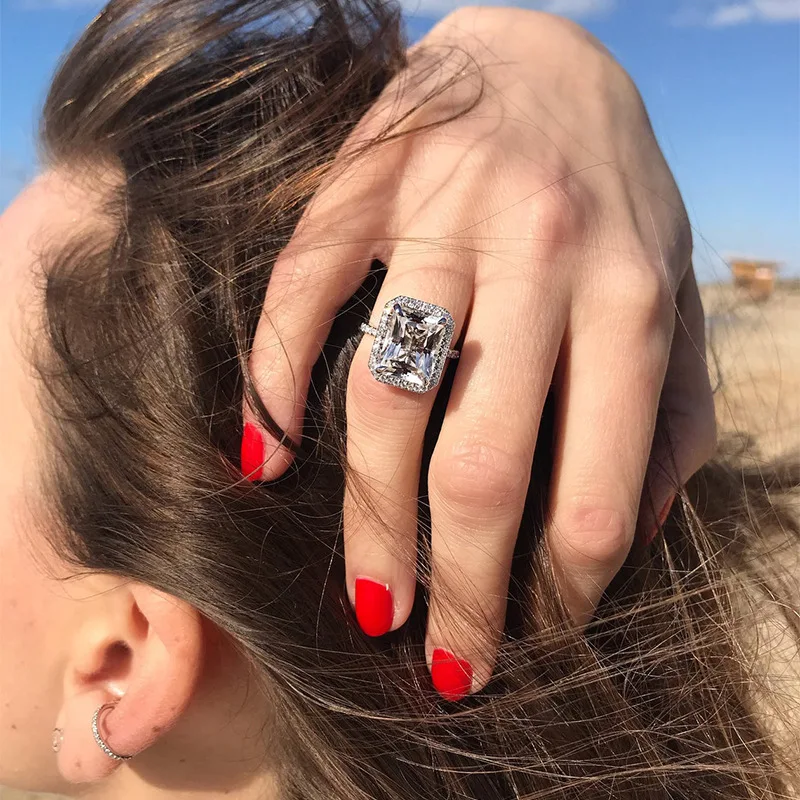 Exquisite Simple Rectangular Sky Blue / White Zircon Ring Fashion Luxury Ladies Ring Anniversary Engagement Jewelry
Exquisite Simple Rectangular Sky Blue / White Zircon Ring Fashion Luxury Ladies Ring Anniversary Engagement Jewelry