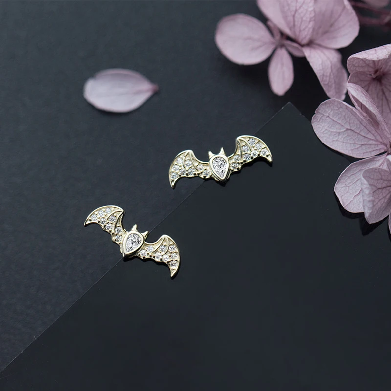 MIQIAO Bat 925 Sterling Silver Stud Earrings Golden Color Punk Fashion Unusual Gift Fine Jewelry For Women Men Animal Funny 2021
MIQIAO Bat 925 Sterling Silver Stud Earrings Golden Color Punk Fashion Unusual Gift Fine Jewelry For Women Men Animal Funny 2021