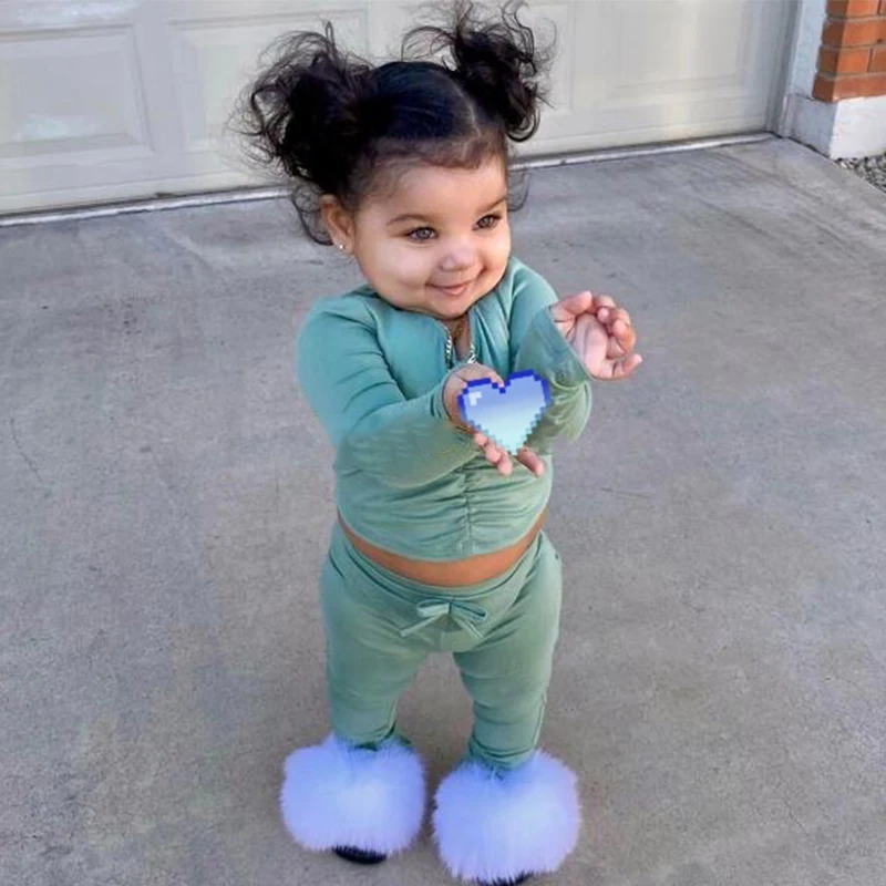 Summer Kids Fur Slippers Furry Slides Toddler House Shoes Girl Cute Fluffy Sandals Baby Flip Flops Soft Faux Raccoon Fur Slides
Summer Kids Fur Slippers Furry Slides Toddler House Shoes Girl Cute Fluffy Sandals Baby Flip Flops Soft Faux Raccoon Fur Slides