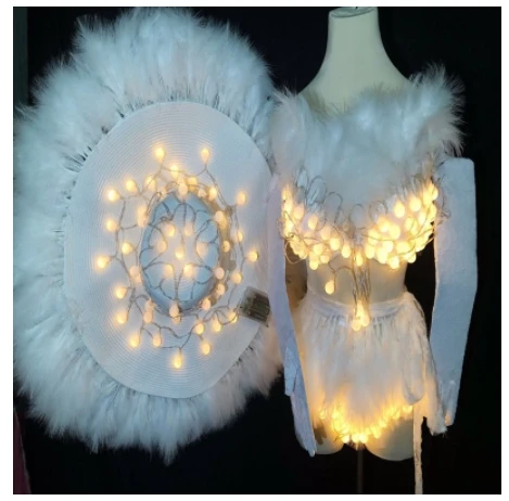 White feather led lumious stage costume Singer dancer women gogo show party wear
White feather led lumious stage costume Singer dancer women gogo show party wear