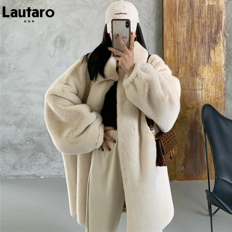 Lautaro Winter Long Oversized Warm Soft Fluffy Faux Fur Coat Women Drop Shoulder Long Sleeve Casual Loose Korean Fashion 2021
Lautaro Winter Long Oversized Warm Soft Fluffy Faux Fur Coat Women Drop Shoulder Long Sleeve Casual Loose Korean Fashion 2021