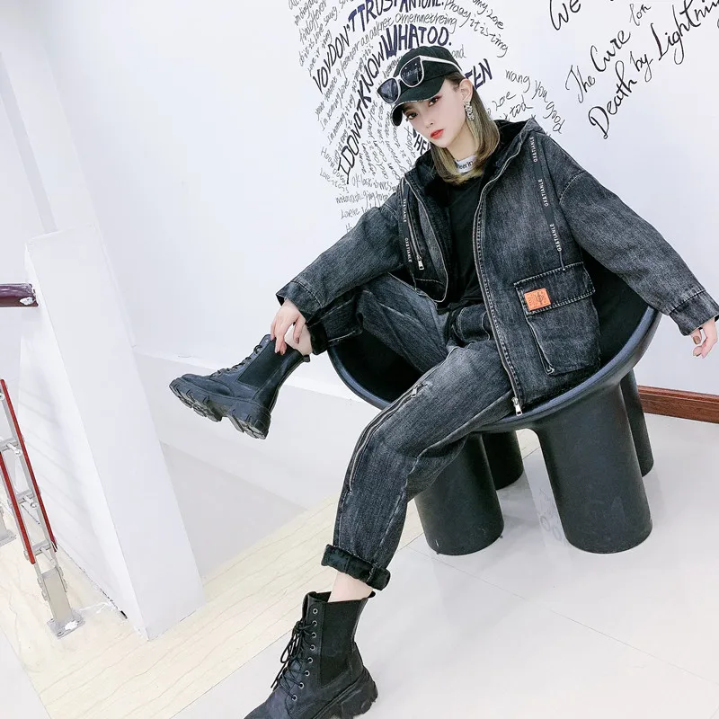 European Spring Autumn Womens Fashion BF Style Denim Jacket Coat + Jeans Two Piece Vintage Denim Set Student Streetwear Overalls
European Spring Autumn Womens Fashion BF Style Denim Jacket Coat + Jeans Two Piece Vintage Denim Set Student Streetwear Overalls