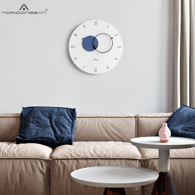 Light Luxury Nordic Wall Clock Living Room Home Fashion Simple Modern and Unique Creative Art Clock Clock
Light Luxury Nordic Wall Clock Living Room Home Fashion Simple Modern and Unique Creative Art Clock Clock