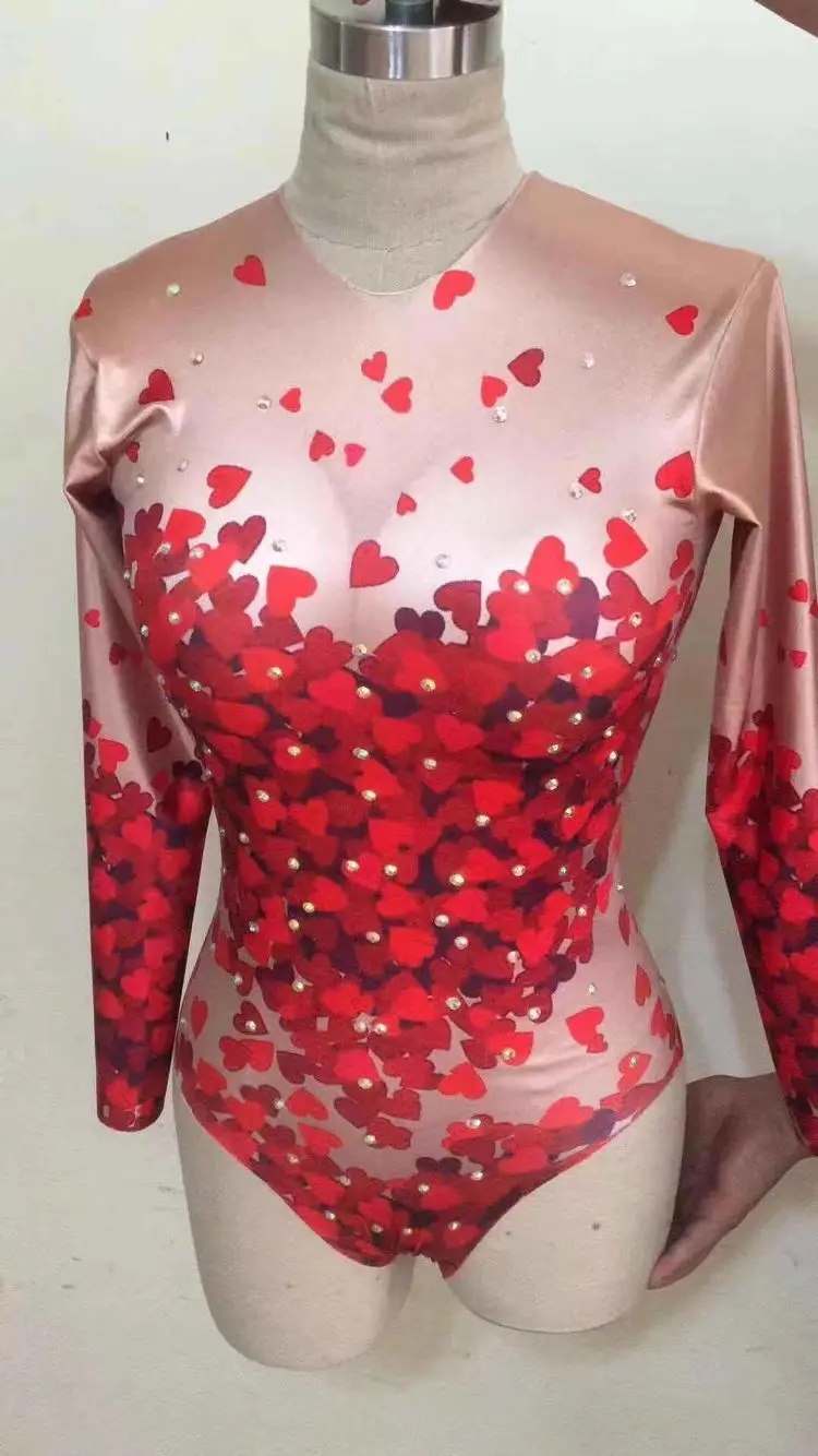 Red love Valentine's day gogo bodysuit Sexy heart jumpsuit Female singer bar party costume
Red love Valentine's day gogo bodysuit Sexy heart jumpsuit Female singer bar party costume