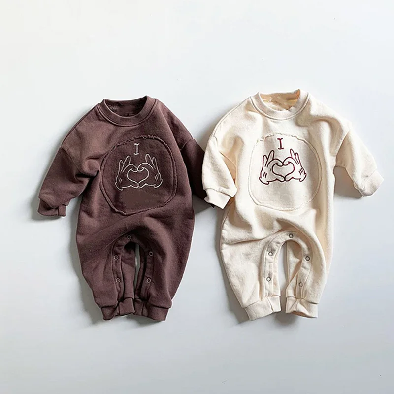 Baby Clothes Unisex Autumn Winter Cartoon Romper Boys Girls Jumpsuit Baby Onesie Long sleeve 0-2Year
Baby Clothes Unisex Autumn Winter Cartoon Romper Boys Girls Jumpsuit Baby Onesie Long sleeve 0-2Year