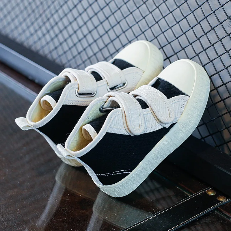 Boys Girls Shoes Casual Flats 2022 Autumn Children Canvas Shoes High-top All-match Fashion Casual Color Matching Comfortable
Boys Girls Shoes Casual Flats 2022 Autumn Children Canvas Shoes High-top All-match Fashion Casual Color Matching Comfortable