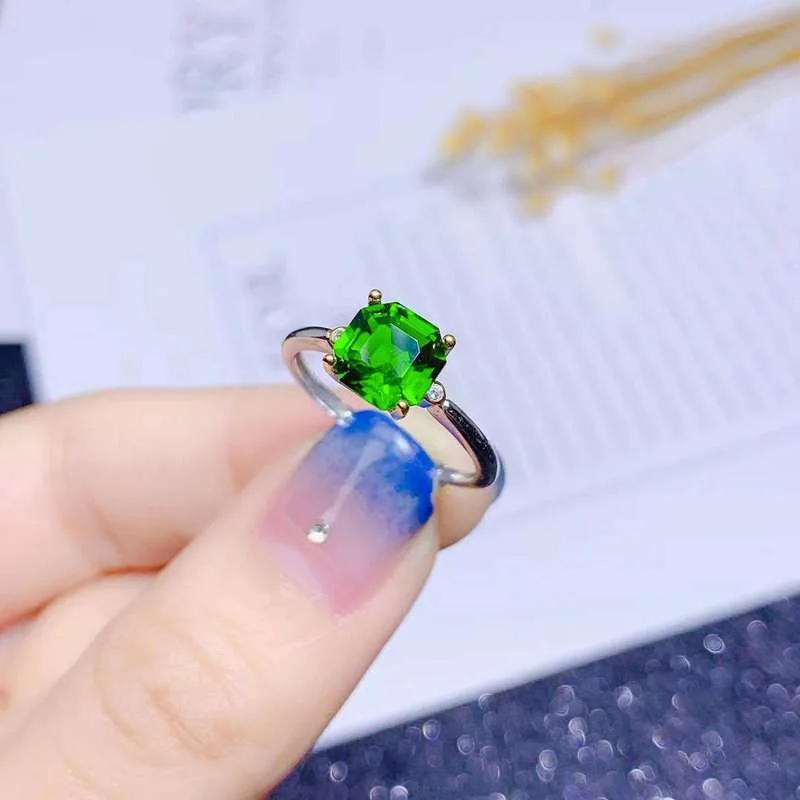 925 Silver Natural Diopside RING 925 Sterling Silver Plated Gold Adjustable Size 7x7mm
925 Silver Natural Diopside RING 925 Sterling Silver Plated Gold Adjustable Size 7x7mm
