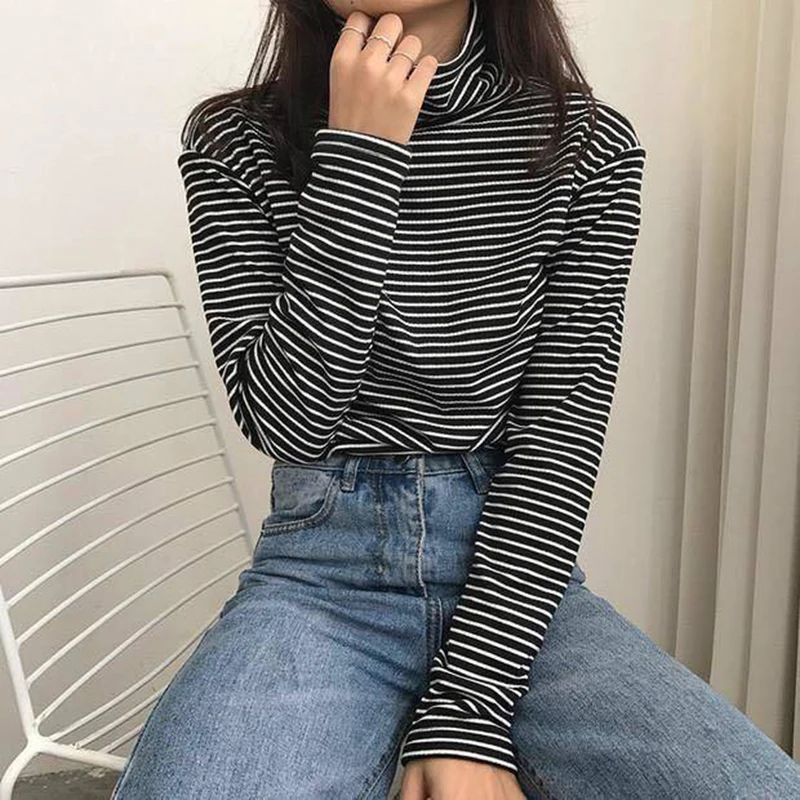 Striped Women's T-shirt Spring Fall Plus Velvet Turtleneck Long Sleeve Black White Stripe Tops Fashion Thick Warm Bottoming Tees
Striped Women's T-shirt Spring Fall Plus Velvet Turtleneck Long Sleeve Black White Stripe Tops Fashion Thick Warm Bottoming Tees