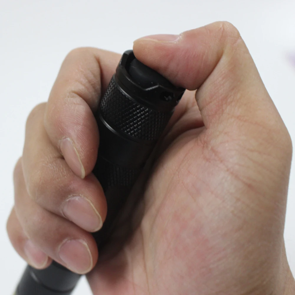 365nm UV Flashlight Ultraviolet LED Torch Mini UV Black Light Pet Urine Stains Detector Scorpion Hunting Use 18650 battery
365nm UV Flashlight Ultraviolet LED Torch Mini UV Black Light Pet Urine Stains Detector Scorpion Hunting Use 18650 battery