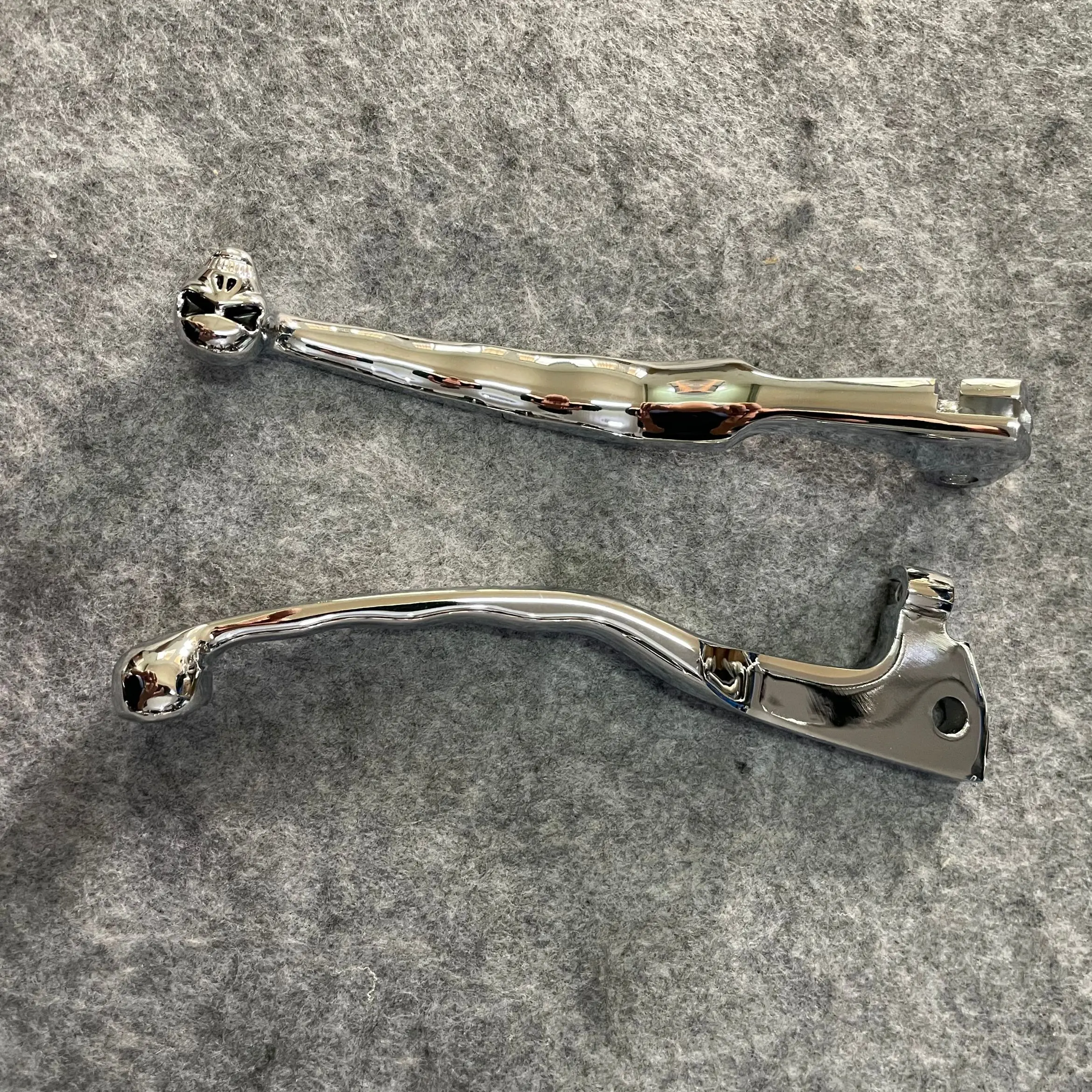 Brake Clutch Lever For YAMAHA VIRAGO XV250 STAR 1988-2011 XV700 1985-1987 XV750 1988-1997 XV1000 XV1100
Brake Clutch Lever For YAMAHA VIRAGO XV250 STAR 1988-2011 XV700 1985-1987 XV750 1988-1997 XV1000 XV1100