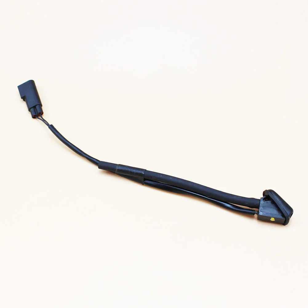 Car Styling FRONT WINDSCREEN HEATED WASHER NOZZLE JET XS4117666A fit for Ford Mondeo MK4 S-Max FOCUS FIESTA
Car Styling FRONT WINDSCREEN HEATED WASHER NOZZLE JET XS4117666A fit for Ford Mondeo MK4 S-Max FOCUS FIESTA