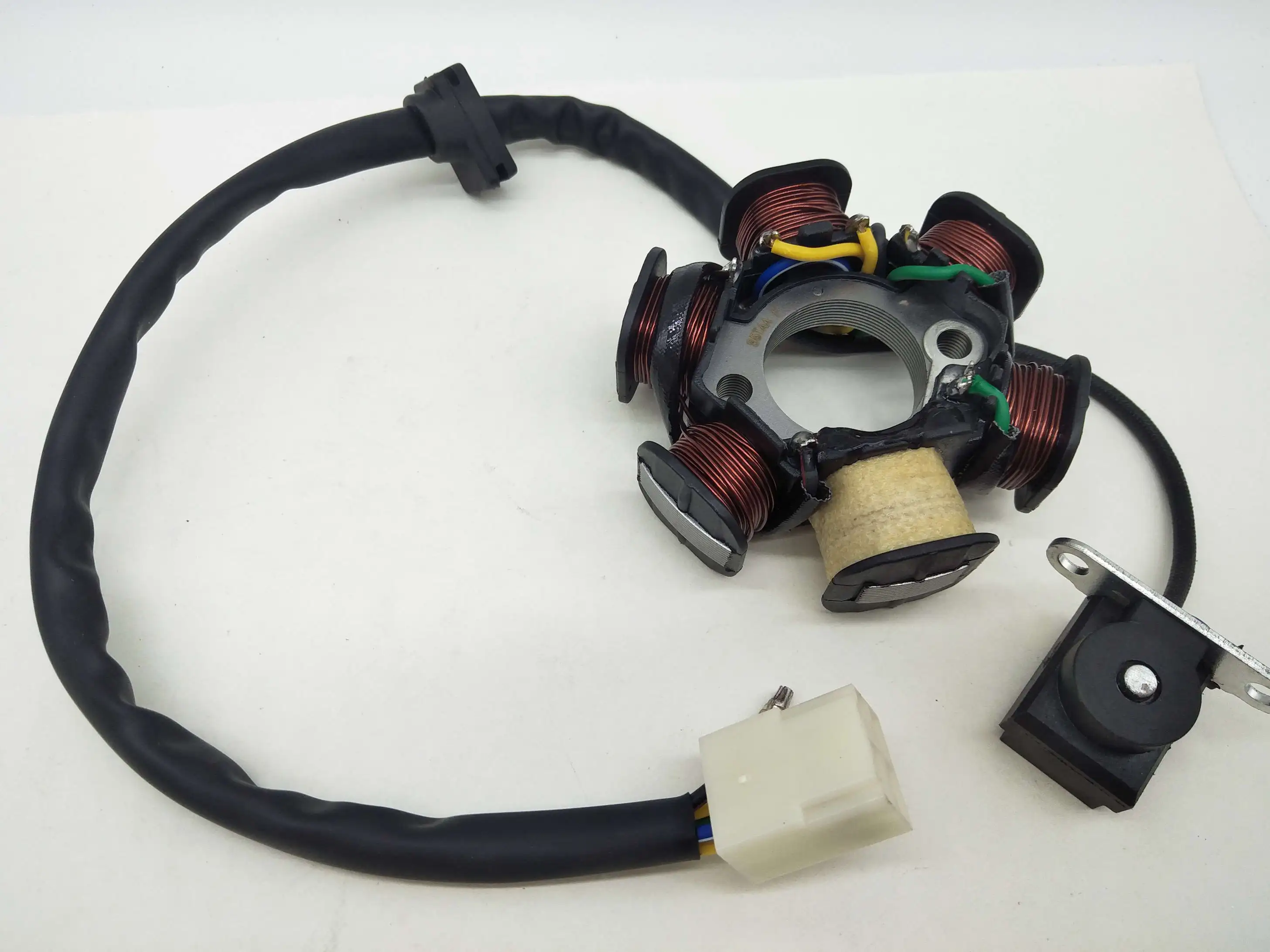 A639 Magneto Stator Ignition Coil For DY100 C100 100 CC 6 Pole DC Full Wave Motorcycle Stator 5 Wires
A639 Magneto Stator Ignition Coil For DY100 C100 100 CC 6 Pole DC Full Wave Motorcycle Stator 5 Wires