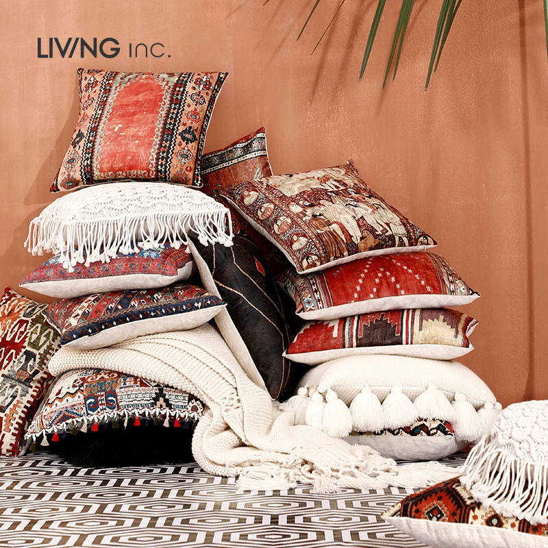 Moroccan National Style Velvet Pillow Case, Full Color Pattern, Soft Skin Texture, Sofa Cushion Cover for Home Decor
Moroccan National Style Velvet Pillow Case, Full Color Pattern, Soft Skin Texture, Sofa Cushion Cover for Home Decor