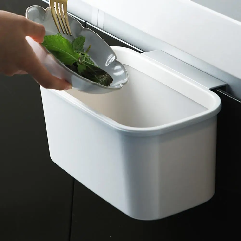 Space-saving Hanging Trash Can PP Over the Door Waste Bucket Kitchen Tool Household Cleaning Tools
Space-saving Hanging Trash Can PP Over the Door Waste Bucket Kitchen Tool Household Cleaning Tools