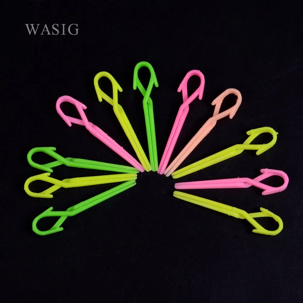 50pcs/Pack mix color Plastic Hair Clips Small Size Hairdressing Clip For Hair Coloring Salon Hairstyling Tools Clip
50pcs/Pack mix color Plastic Hair Clips Small Size Hairdressing Clip For Hair Coloring Salon Hairstyling Tools Clip
