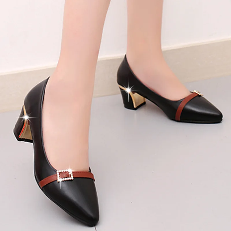 Shorha Autumn Summer office shoes women shoes party high heels Simple pointed high heels Women Officei Thick belt buckle shoes woman large size
Shorha Autumn Summer office shoes women shoes party high heels Simple pointed high heels Women Officei Thick belt buckle shoes woman large size