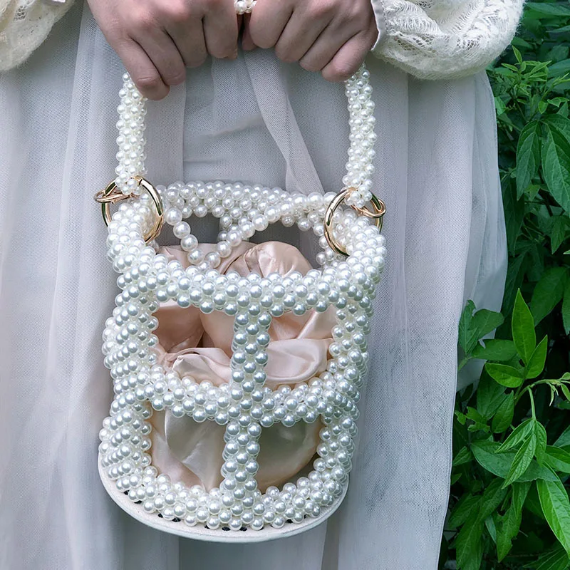 Alloy Metallic Pearl Bucket Evening Bag Women 2020 Luxury Handmade Hollow Out Diamonds Beaded Dinner Handbag Ladies Clutch Bag
Alloy Metallic Pearl Bucket Evening Bag Women 2020 Luxury Handmade Hollow Out Diamonds Beaded Dinner Handbag Ladies Clutch Bag
