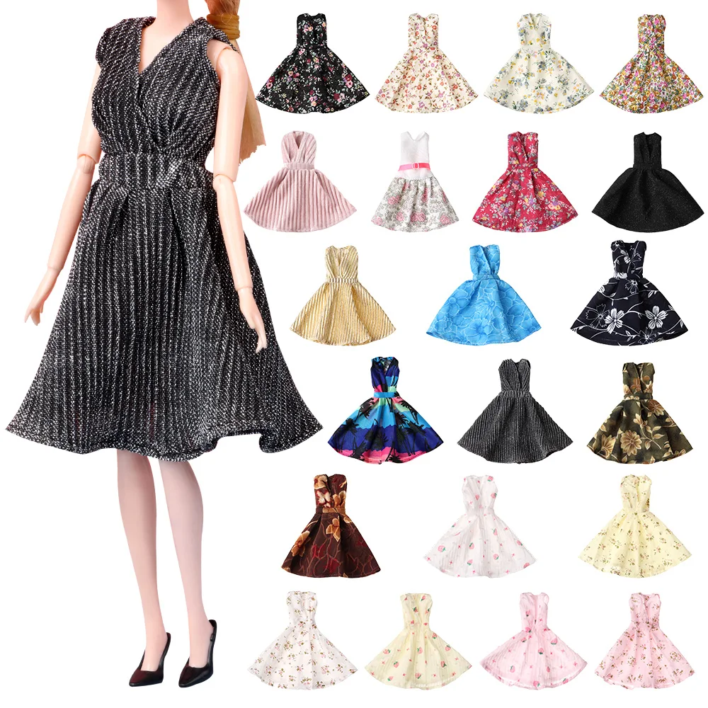 Doll Dress Fashion Girl Floral Clothes Handmade Girl Clothes Doll Floral Dresses For 30cm Doll Accessories DIY Girl Gift Toys
Doll Dress Fashion Girl Floral Clothes Handmade Girl Clothes Doll Floral Dresses For 30cm Doll Accessories DIY Girl Gift Toys