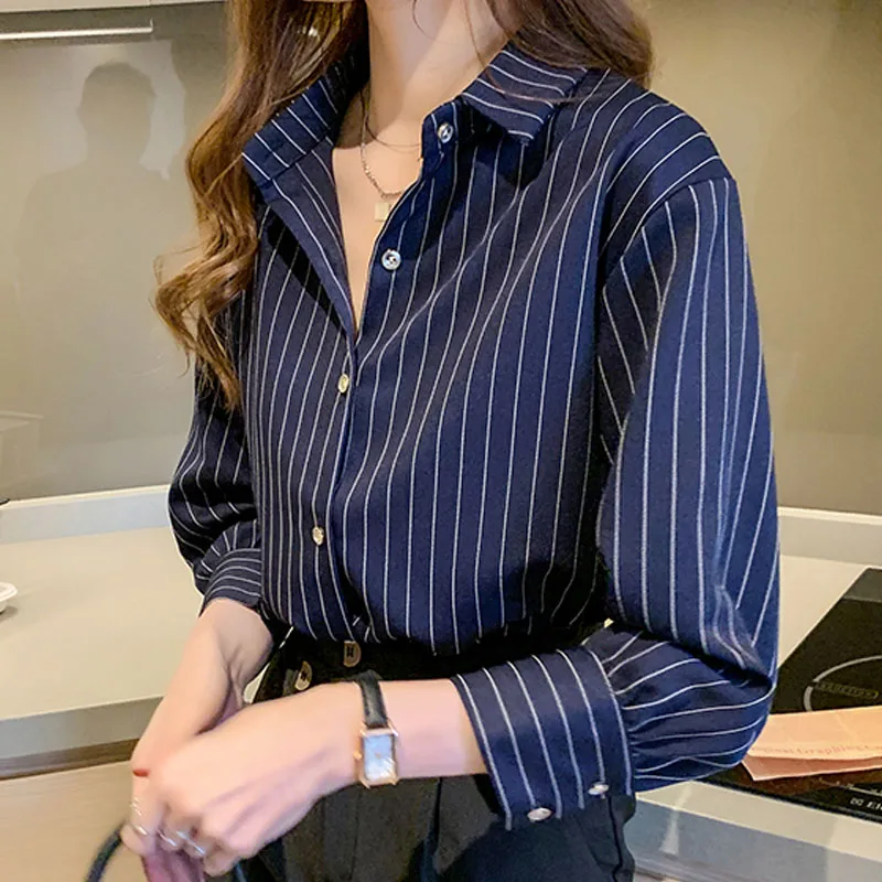 Blusas Female Elegant Fashion Women Clothing Retro White Stripe Shirt V-Neck Dropshipping Office Tops Clothing 3XL Blouse 2324
Blusas Female Elegant Fashion Women Clothing Retro White Stripe Shirt V-Neck Dropshipping Office Tops Clothing 3XL Blouse 2324