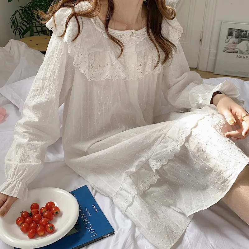 Women's Dress Princess Sleepshirts Vintage Sexy nightwear Palace Style Lace Nightgowns Gowns Nightdress Lounge Sleepwear
Women's Dress Princess Sleepshirts Vintage Sexy nightwear Palace Style Lace Nightgowns Gowns Nightdress Lounge Sleepwear