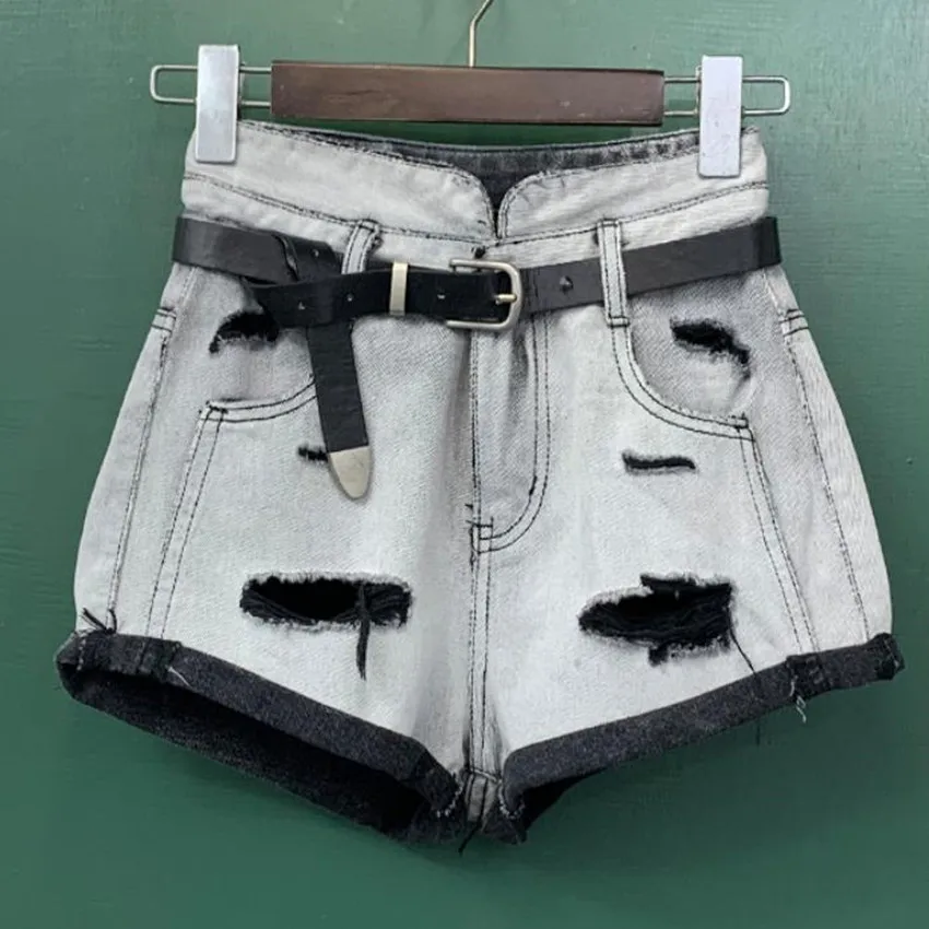 Summer 2022 summer hit color ripped hole curling denim shorts women high waist A-line wide leg jeans shorts
Summer 2022 summer hit color ripped hole curling denim shorts women high waist A-line wide leg jeans shorts