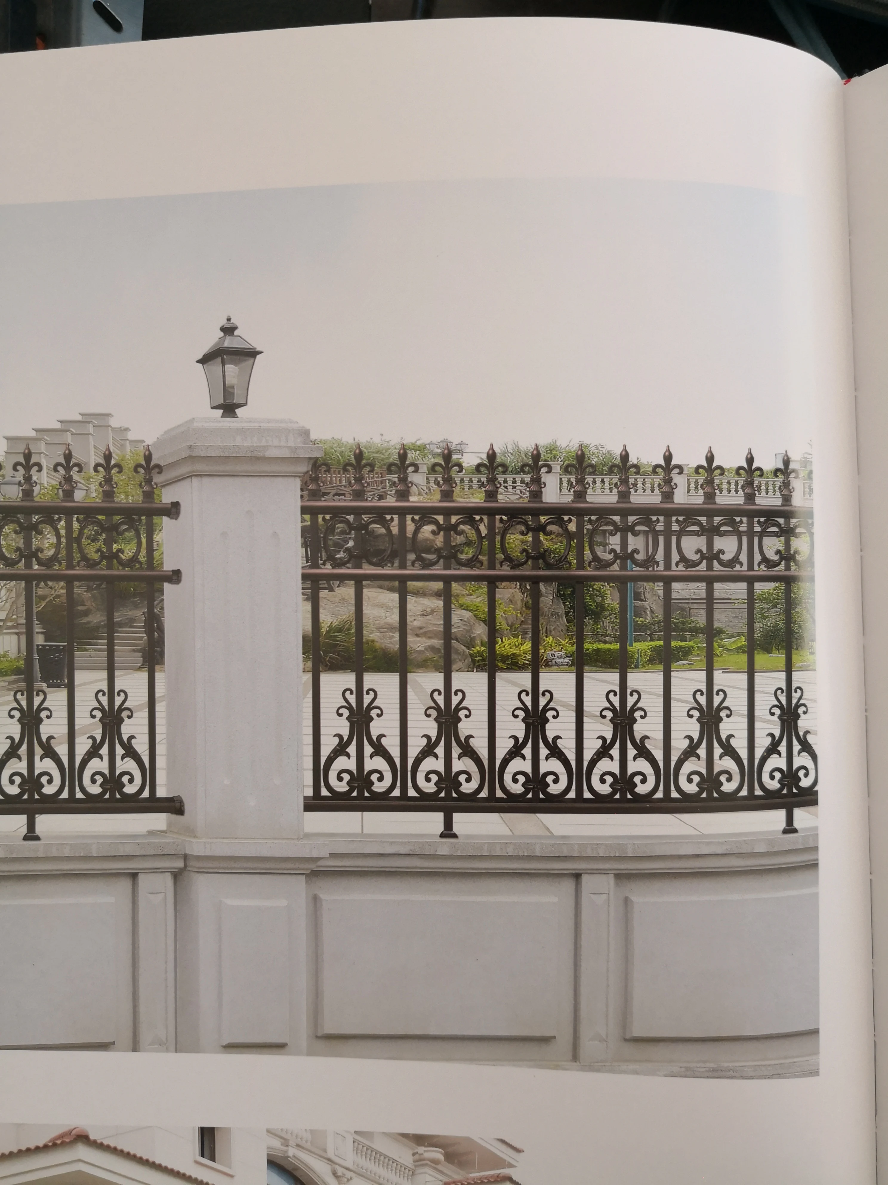 Hench HotSale Forever Not Rust Aluminum metal fences powder coated Delivery Australia designs hc-alf11
Hench HotSale Forever Not Rust Aluminum metal fences powder coated Delivery Australia designs hc-alf11
