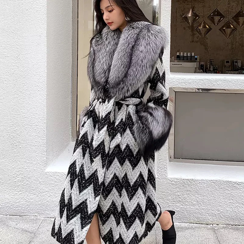 New Arrival Winter Women Long Knitted Real Fox Fur Collar Sleeve Warm Belt Long Slim Overcoat
New Arrival Winter Women Long Knitted Real Fox Fur Collar Sleeve Warm Belt Long Slim Overcoat