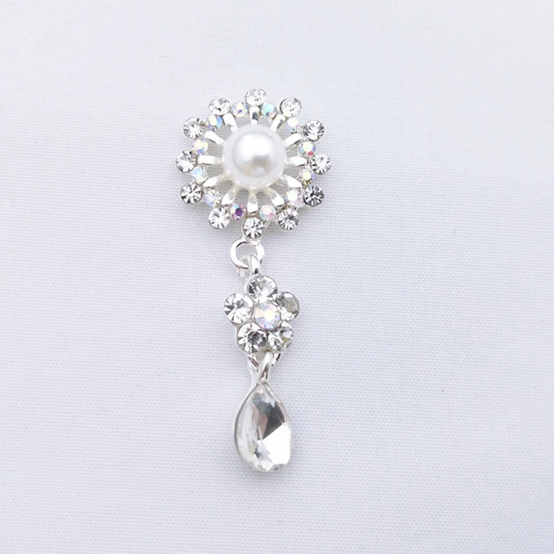 2019New 50Pcs Drop Pendant Rhinestones Flower Button for DIY Wedding Decoraation Clothing or Crafts Accessories HZ503
2019New 50Pcs Drop Pendant Rhinestones Flower Button for DIY Wedding Decoraation Clothing or Crafts Accessories HZ503