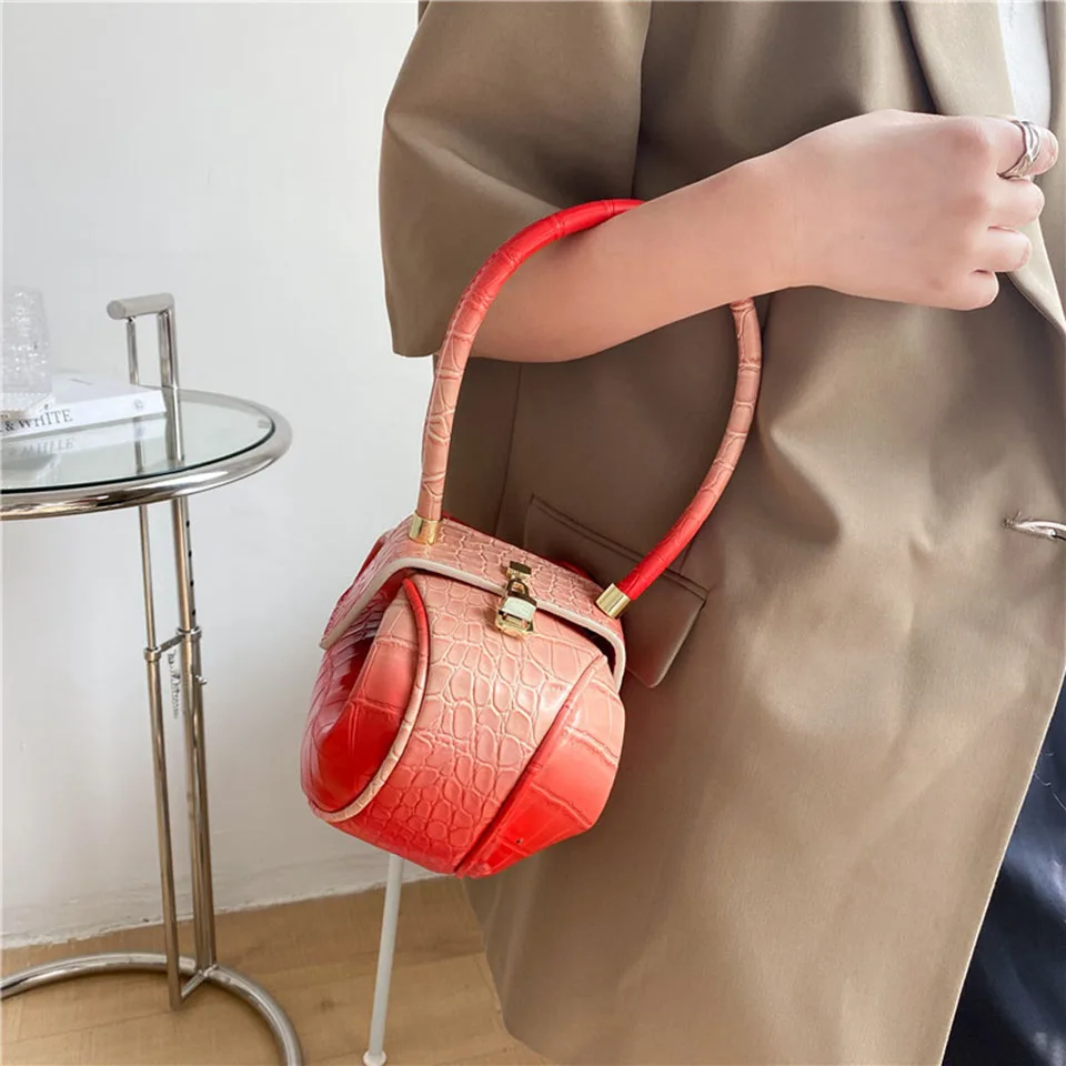 Small Circular Bag Luxury Designer Handbag 2021 Fashion Women Gradient Color PU Leather Solid Ladies Hand Bags Party Round Purse
Small Circular Bag Luxury Designer Handbag 2021 Fashion Women Gradient Color PU Leather Solid Ladies Hand Bags Party Round Purse