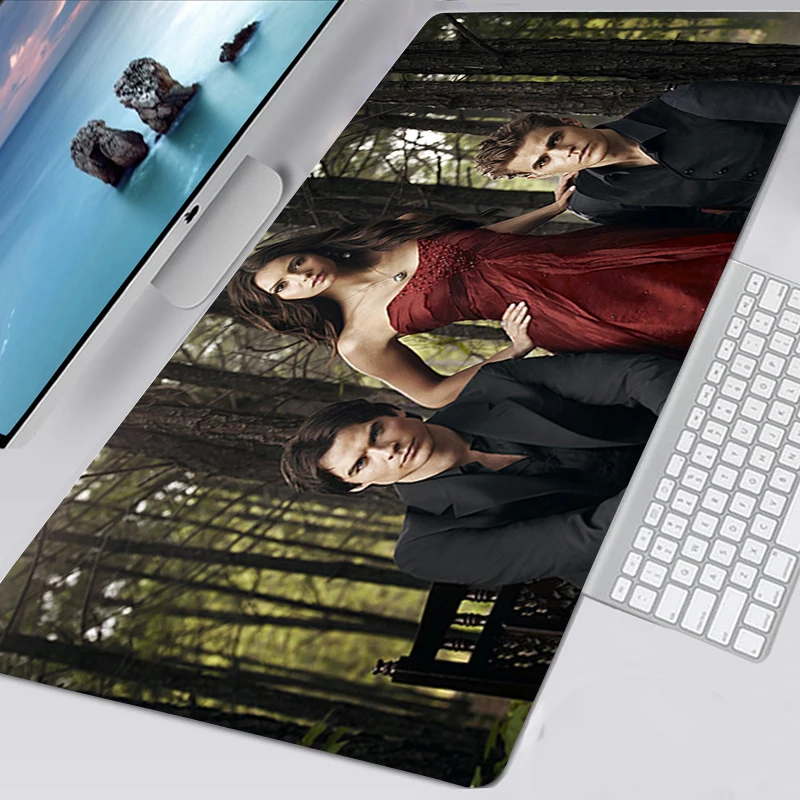 The Vampire Diaries TV Mousepad 40x90 Alfombrilla Computer Mouse Pad Anime Gaming Accessories Non-slip Mouse Pad Mausepad 30X60
The Vampire Diaries TV Mousepad 40x90 Alfombrilla Computer Mouse Pad Anime Gaming Accessories Non-slip Mouse Pad Mausepad 30X60