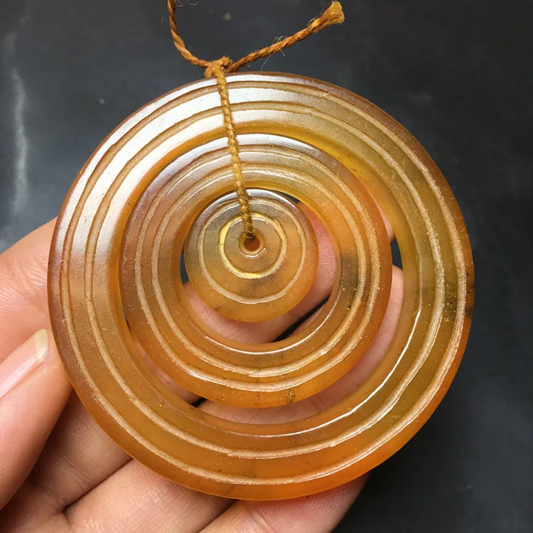 Cassock ring safety buckle pendant old jade ancient three ring high ancient pendant stationery handle
Cassock ring safety buckle pendant old jade ancient three ring high ancient pendant stationery handle