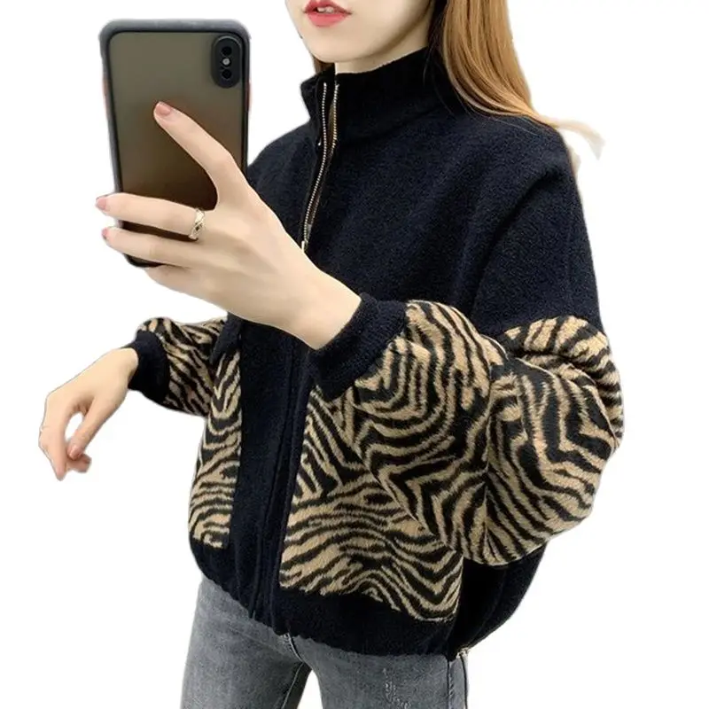 Leopard Women's Woolen Jacket Cardigan 2021 Autumn Coat Short Loose Chic Baseball Uniform Casual Female Spring Outerwear Tops
Leopard Women's Woolen Jacket Cardigan 2021 Autumn Coat Short Loose Chic Baseball Uniform Casual Female Spring Outerwear Tops