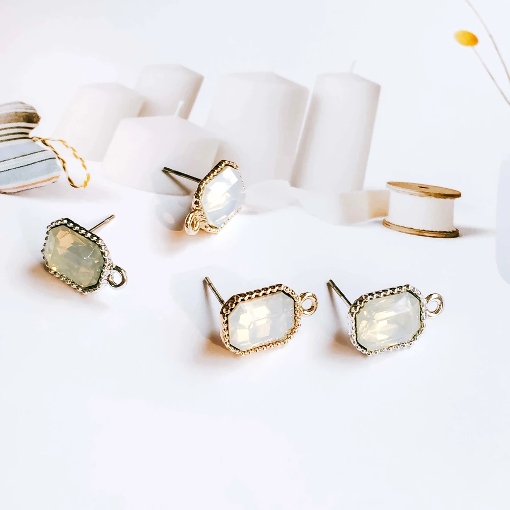 ZEROUP Rhinestone White K Gold Color Plated Stud Earrings Eardrop for Women Girl Jewelry Component Diy Handmade Material 6pcs
ZEROUP Rhinestone White K Gold Color Plated Stud Earrings Eardrop for Women Girl Jewelry Component Diy Handmade Material 6pcs