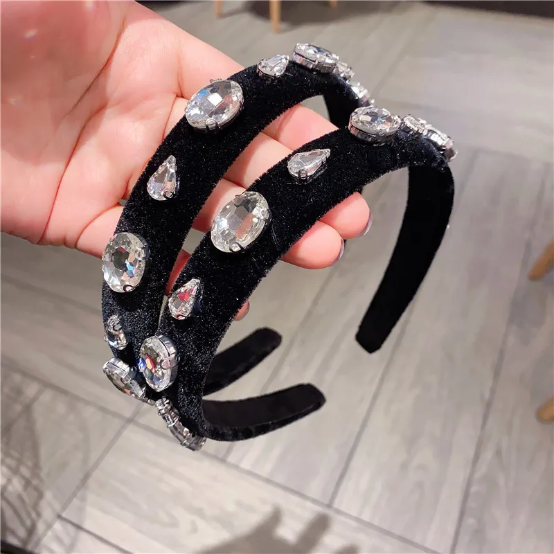 Fashion Korean style Lace Rhinestone hairband Women Girls Fashion Sexy Simple crystal Hair Hoop headwear Hair Accessories
Fashion Korean style Lace Rhinestone hairband Women Girls Fashion Sexy Simple crystal Hair Hoop headwear Hair Accessories