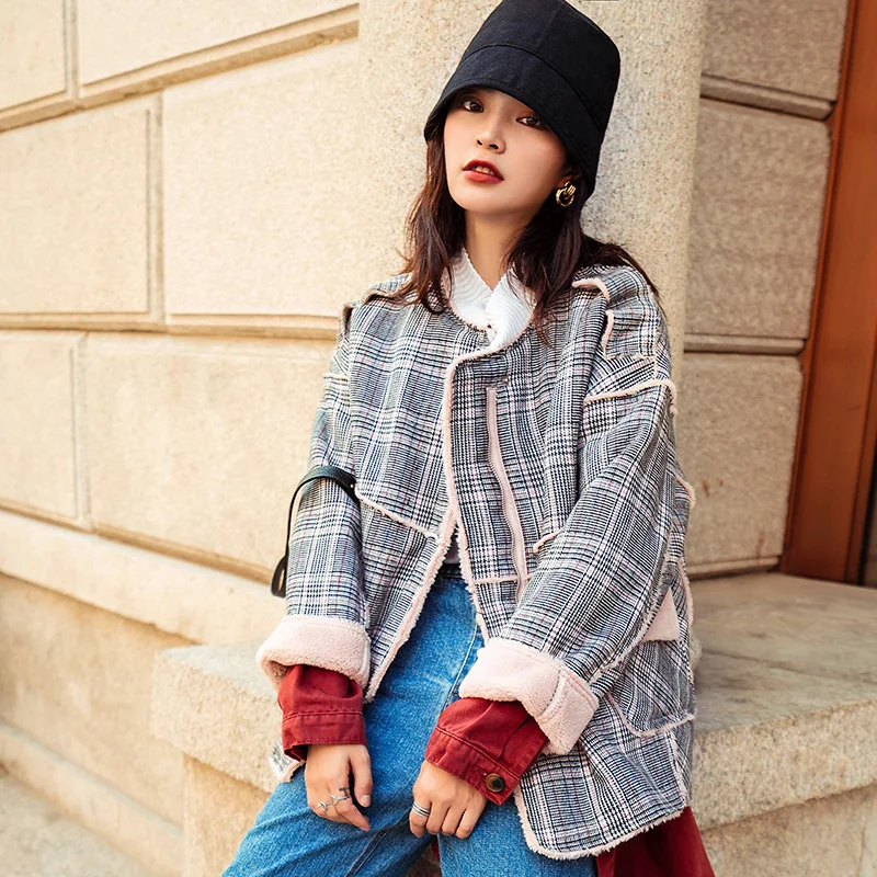 Winter Women High Quality faux lambswool Fur OverCoats Luxury short casual Thick Warm Plus Size Female 2019 grey plaid free ship
Winter Women High Quality faux lambswool Fur OverCoats Luxury short casual Thick Warm Plus Size Female 2019 grey plaid free ship
