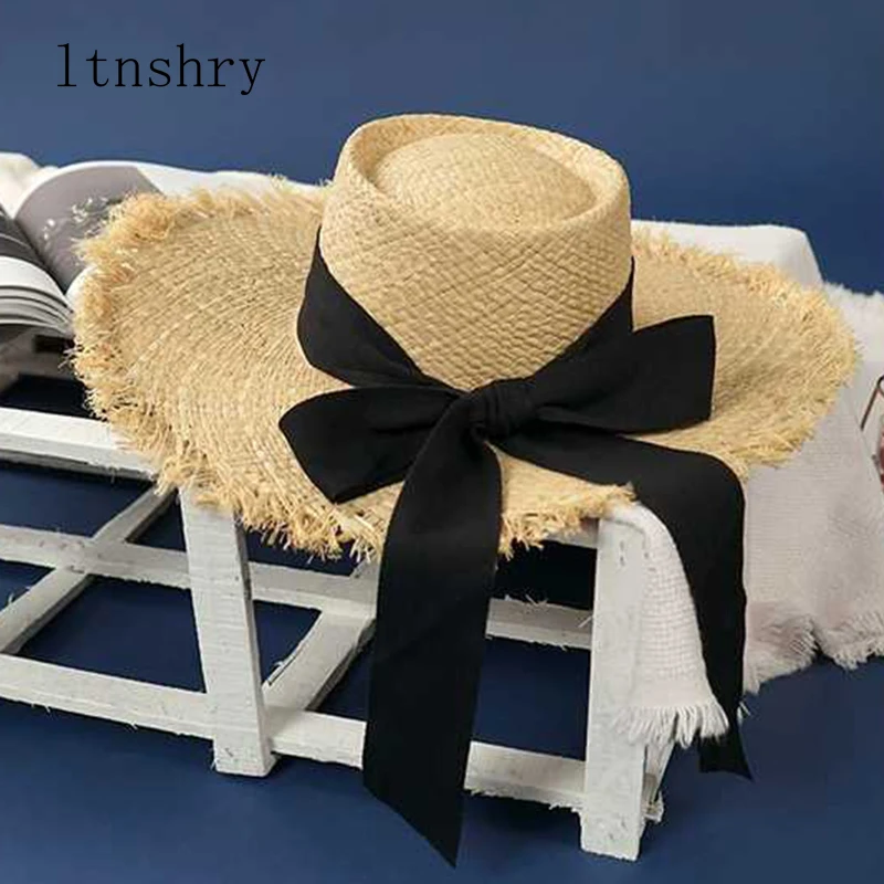 New Summer Beach Raffia Black White Ribbon Hat Women Lady Bow Raffia Hat Temperament Flat Straw Hats Women's Sea Beach Hat
New Summer Beach Raffia Black White Ribbon Hat Women Lady Bow Raffia Hat Temperament Flat Straw Hats Women's Sea Beach Hat
