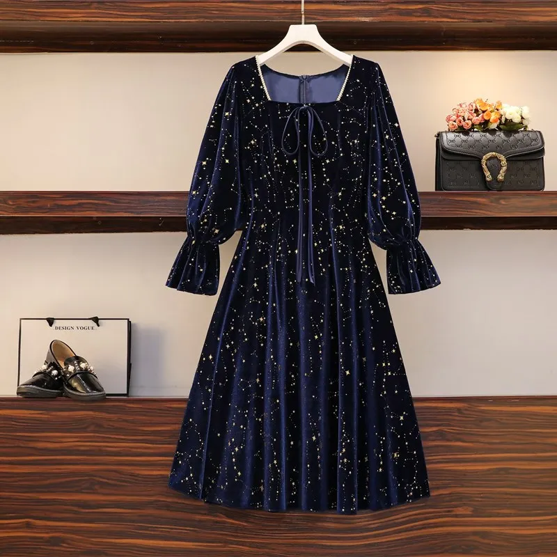 4XL plus size women elegant vintage blue velvet dress autumn winter 2021 long sleeve square collar bow knee length dresses
4XL plus size women elegant vintage blue velvet dress autumn winter 2021 long sleeve square collar bow knee length dresses