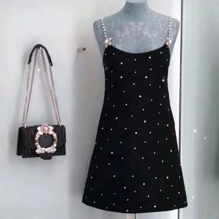 French rhinestone spring summer temperament strap dress women heavy industry diamond party dress
French rhinestone spring summer temperament strap dress women heavy industry diamond party dress