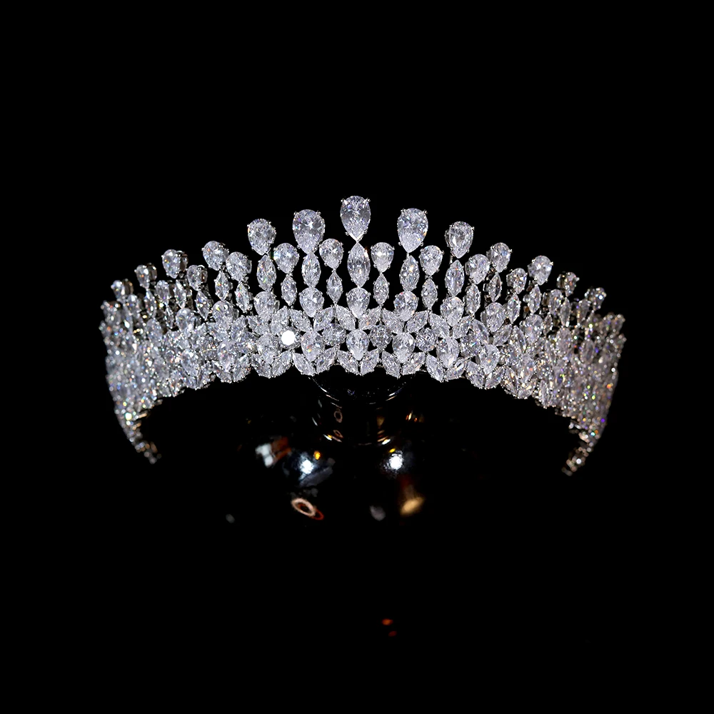 Classic Cubic Zirconia Bridal Crown and Tiaras for Women Elegant CZ Water Drop Queen Crown Wedding Hair Accessories Headdress
Classic Cubic Zirconia Bridal Crown and Tiaras for Women Elegant CZ Water Drop Queen Crown Wedding Hair Accessories Headdress