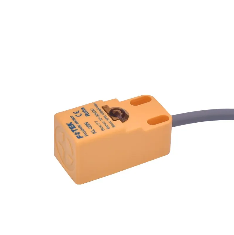 5 pieces of original Yangming proximity switch KL-05N three-wire NPN normally open square metal sensor 10-30V sensor
5 pieces of original Yangming proximity switch KL-05N three-wire NPN normally open square metal sensor 10-30V sensor