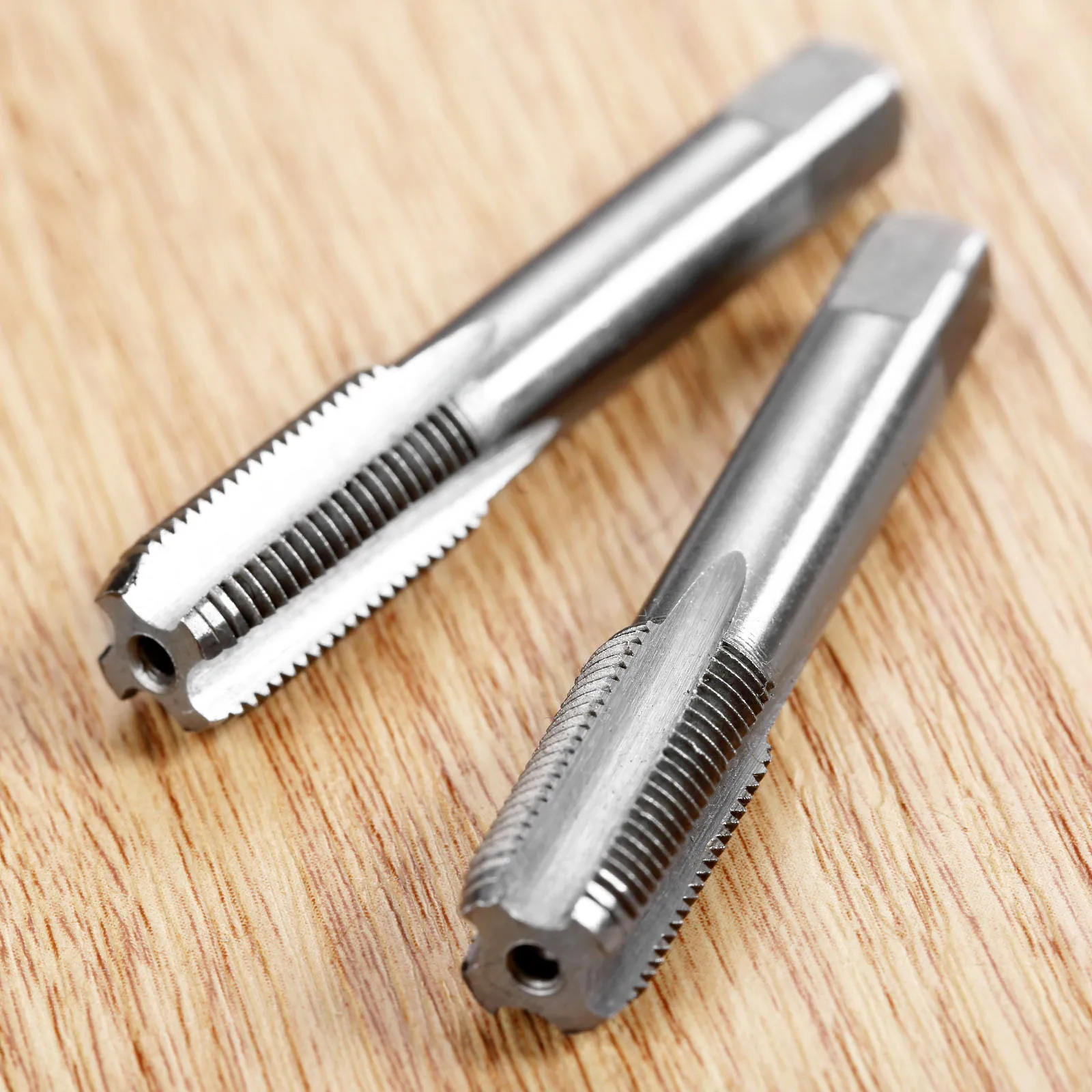1Pc BSP 1/8" Thread British Standard Pipe Tap HSS Straight Teeth Flute Screw Tap Wire Tapping Hand Repair Tools for Metalworking
1Pc BSP 1/8" Thread British Standard Pipe Tap HSS Straight Teeth Flute Screw Tap Wire Tapping Hand Repair Tools for Metalworking