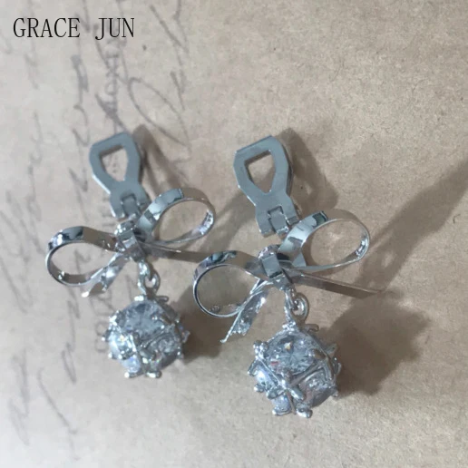 GRACE JUN High Quality CZ Ball Shape Clip on Earrings No Pierced Bridesmaid Wedding l Bow-knot Drop Earrings Charm Ear Clip New
GRACE JUN High Quality CZ Ball Shape Clip on Earrings No Pierced Bridesmaid Wedding l Bow-knot Drop Earrings Charm Ear Clip New