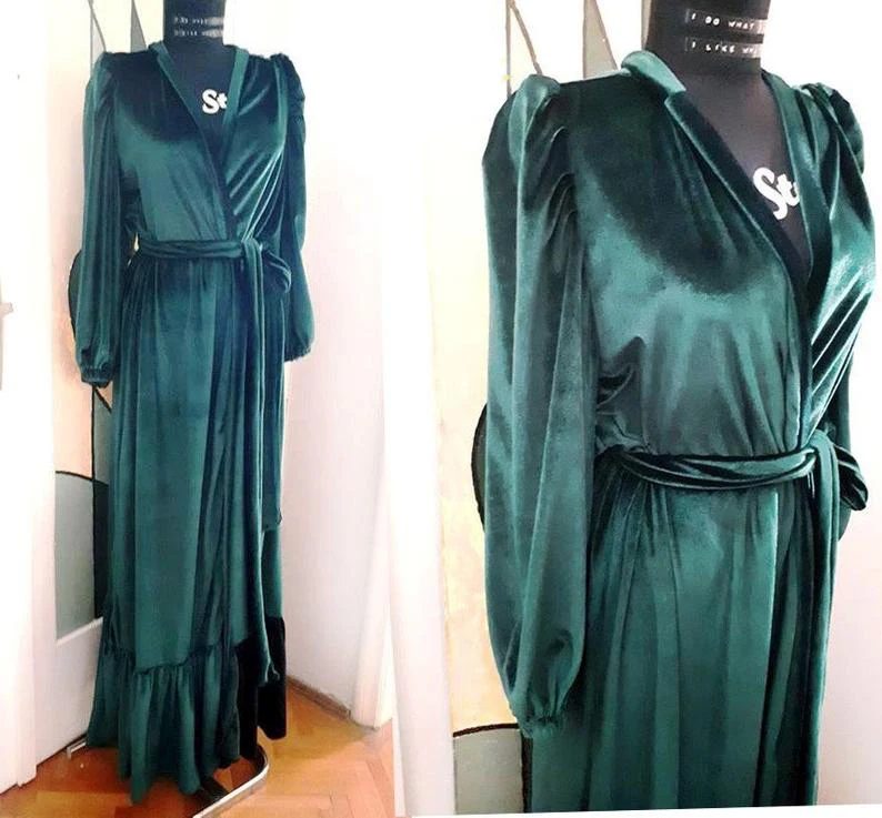 Robe De Mariée Women Bathrobe Floor Length Sleepwear Dark Green Velvet Nightgown Long Sleeve Long Robe
Robe De Mariée Women Bathrobe Floor Length Sleepwear Dark Green Velvet Nightgown Long Sleeve Long Robe