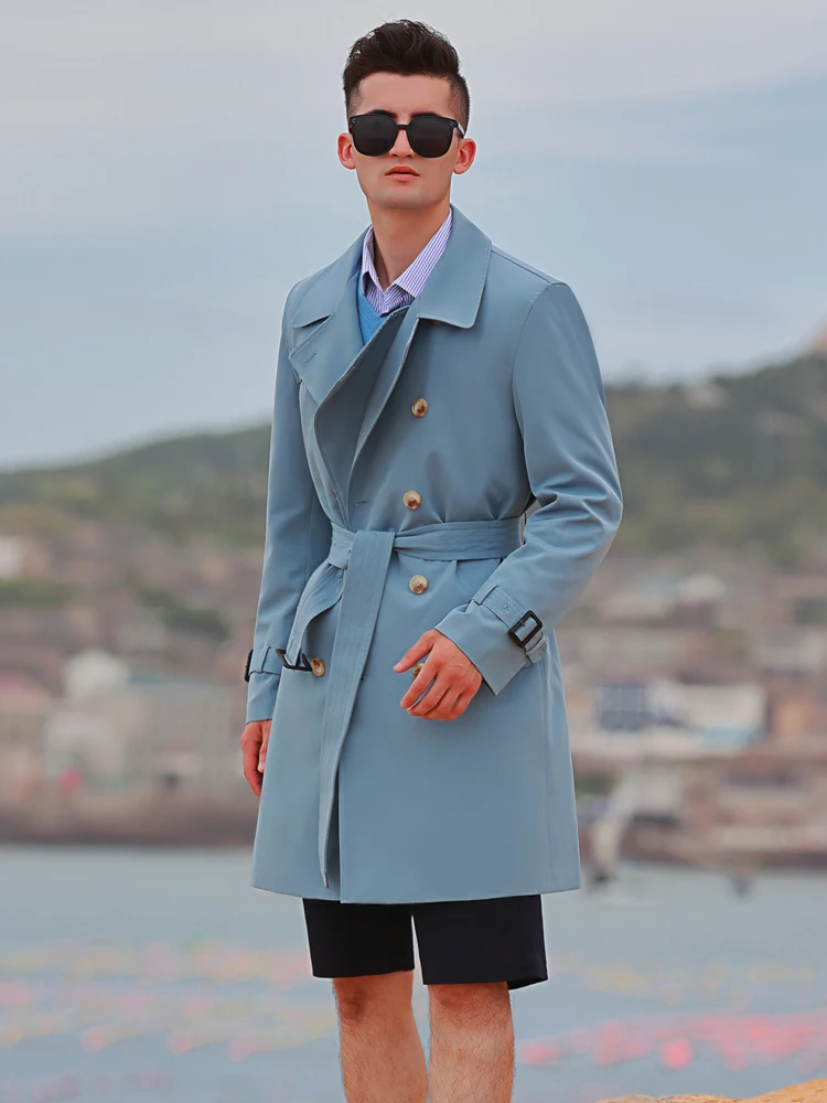 Men's windbreaker fashion Long sky blue double Lapel British trend autumn and winter new double row button handsome thin coat
Men's windbreaker fashion Long sky blue double Lapel British trend autumn and winter new double row button handsome thin coat
