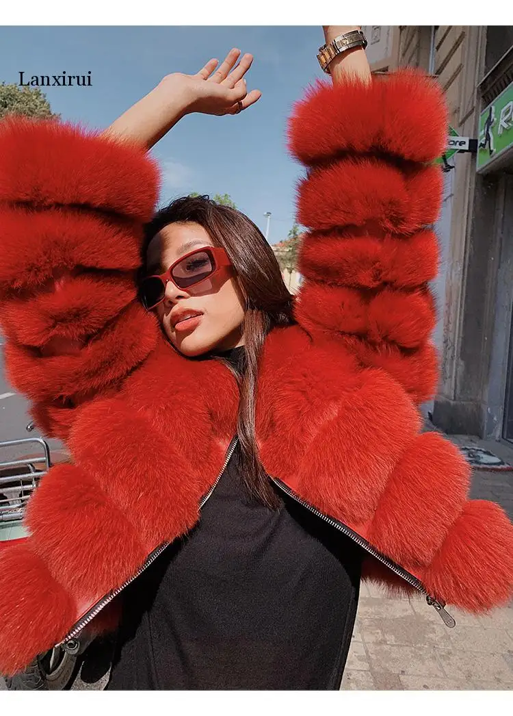 New Fashion Women Crop Top Faux Fox Fur Coat Winter Thick Fluffy Long Sleeve Short Style Slim Furry Fur Jacket
New Fashion Women Crop Top Faux Fox Fur Coat Winter Thick Fluffy Long Sleeve Short Style Slim Furry Fur Jacket
