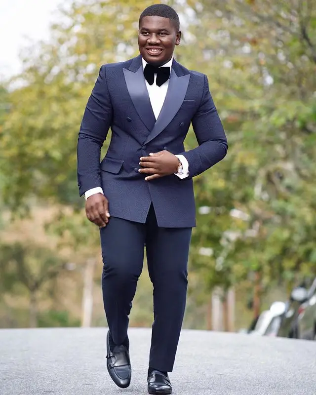 SZMANLIZI MALE COSTUMES Navy Blue Double Breasted Groomsmen Peak Lapel Wedding Groom Tuxedo Men Suits Prom Party Best Man Blazer
SZMANLIZI MALE COSTUMES Navy Blue Double Breasted Groomsmen Peak Lapel Wedding Groom Tuxedo Men Suits Prom Party Best Man Blazer