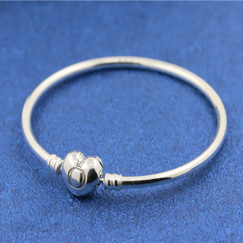 925 Sterling Silver Smooth Bangle Bracelet with Crown O Clasp For Women Fit European Pandora Charm Beads Jewelry
925 Sterling Silver Smooth Bangle Bracelet with Crown O Clasp For Women Fit European Pandora Charm Beads Jewelry