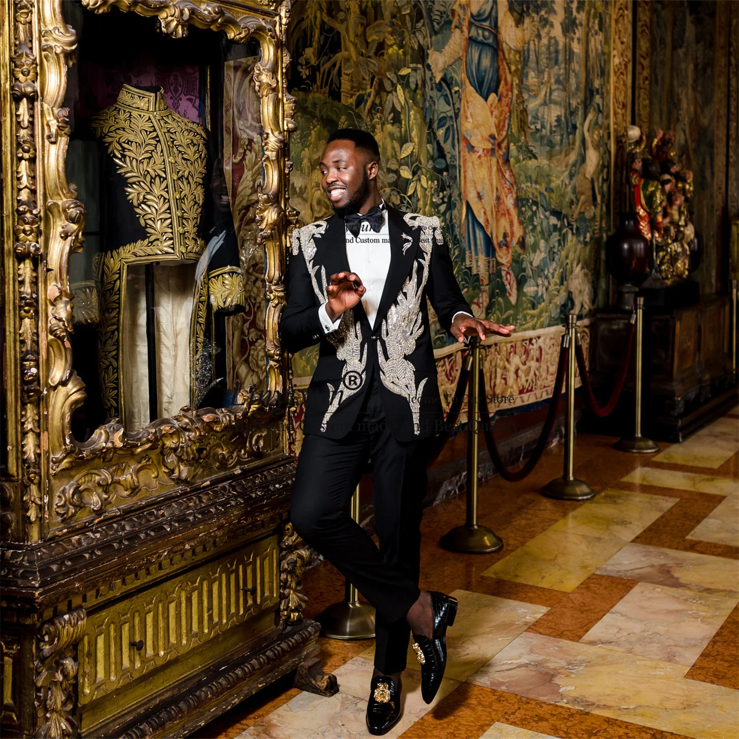 Shinny Gold Beads Crystal Mens Suits Slim Fit Wedding Groom Tuxedos 2 Pieces Jacket Pants Set Costume Homme Male Prom Blazer
Shinny Gold Beads Crystal Mens Suits Slim Fit Wedding Groom Tuxedos 2 Pieces Jacket Pants Set Costume Homme Male Prom Blazer