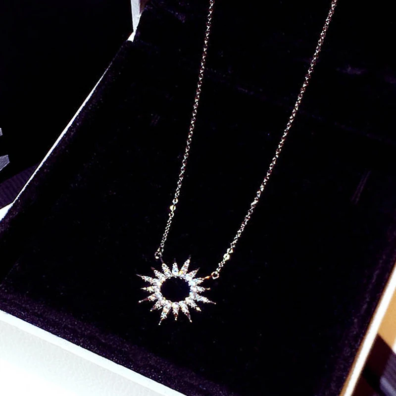 Luxury Shine Micro Inlaid cz Circle Women Necklace AAA Cubic Zirconia Hot Sale Simple Delicate Thin Clavicle Kolye Chain Pendant
Luxury Shine Micro Inlaid cz Circle Women Necklace AAA Cubic Zirconia Hot Sale Simple Delicate Thin Clavicle Kolye Chain Pendant
