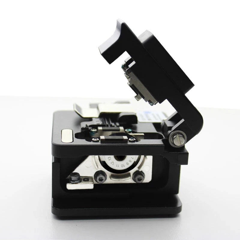 Free Shipping Signalfire S-06 Optical Fiber Cleaver Signalfire S06 FTTH Fiber Optic Cutter
Free Shipping Signalfire S-06 Optical Fiber Cleaver Signalfire S06 FTTH Fiber Optic Cutter